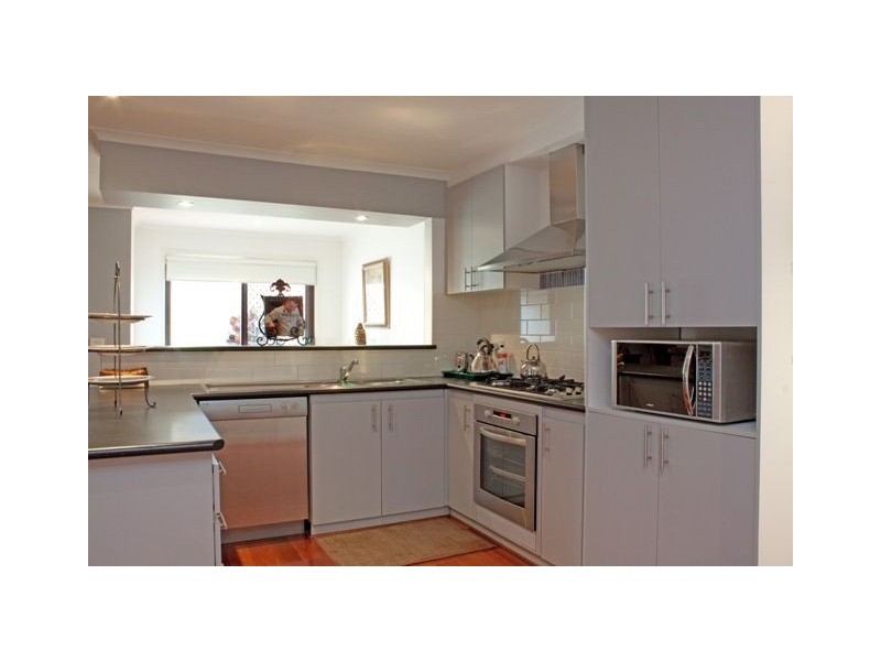 10 Adley Place, Hampton Park VIC 3976