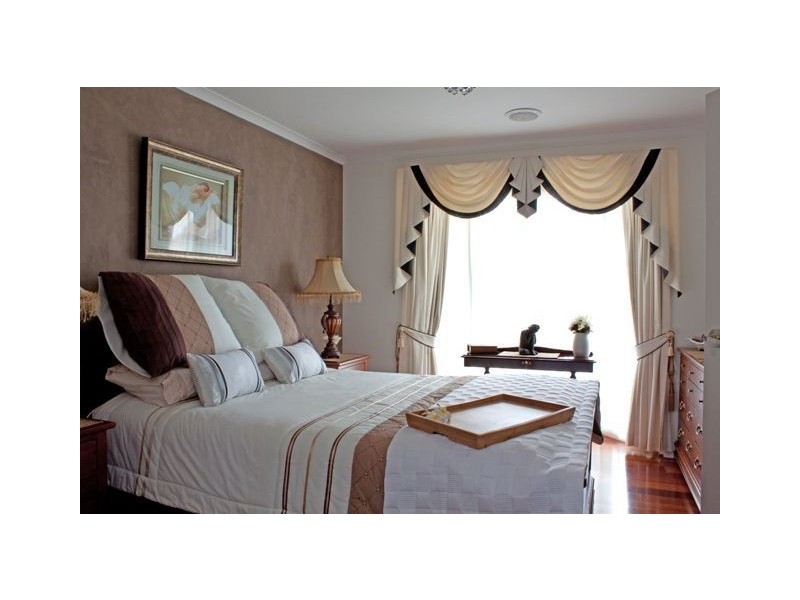 10 Adley Place, Hampton Park VIC 3976