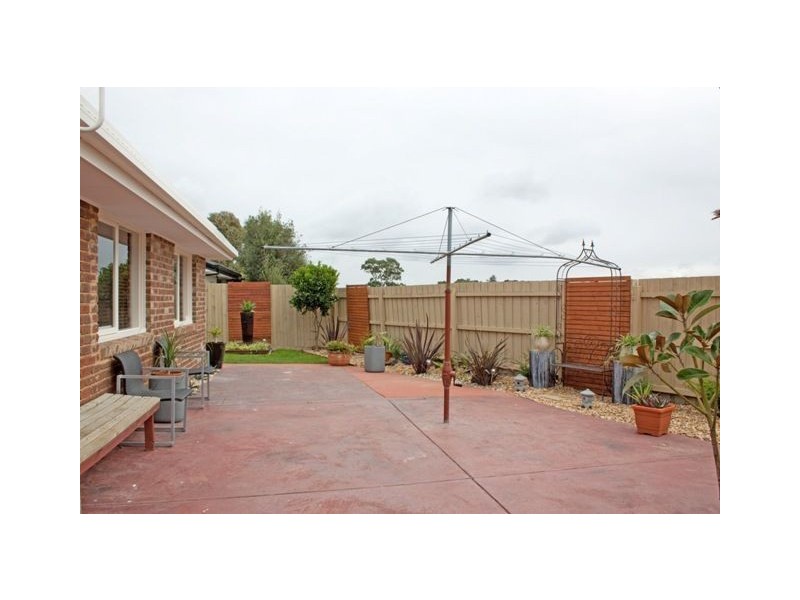 10 Adley Place, Hampton Park VIC 3976