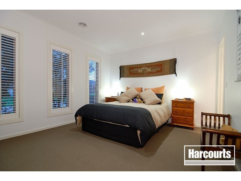 15 Georgia Place, Keysborough VIC 3173