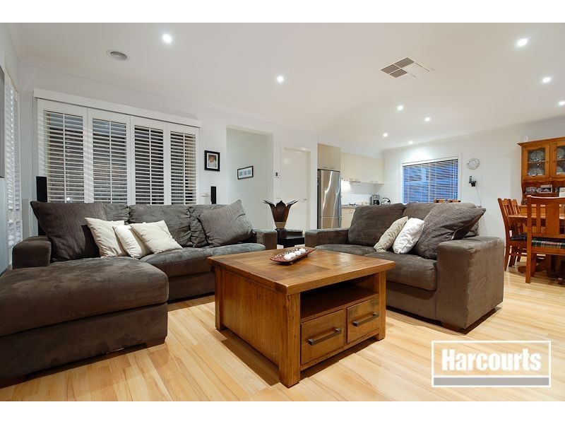 15 Georgia Place, Keysborough VIC 3173