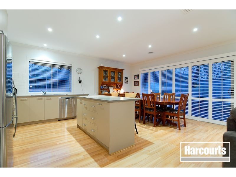 15 Georgia Place, Keysborough VIC 3173