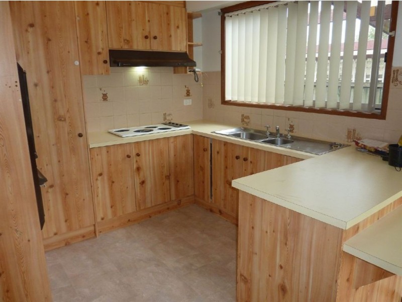 6 Hedley Place, Hampton Park VIC 3976