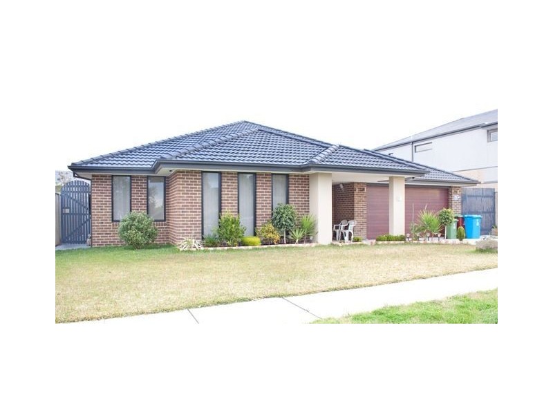 13 Carbine Way, Lyndhurst VIC 3975