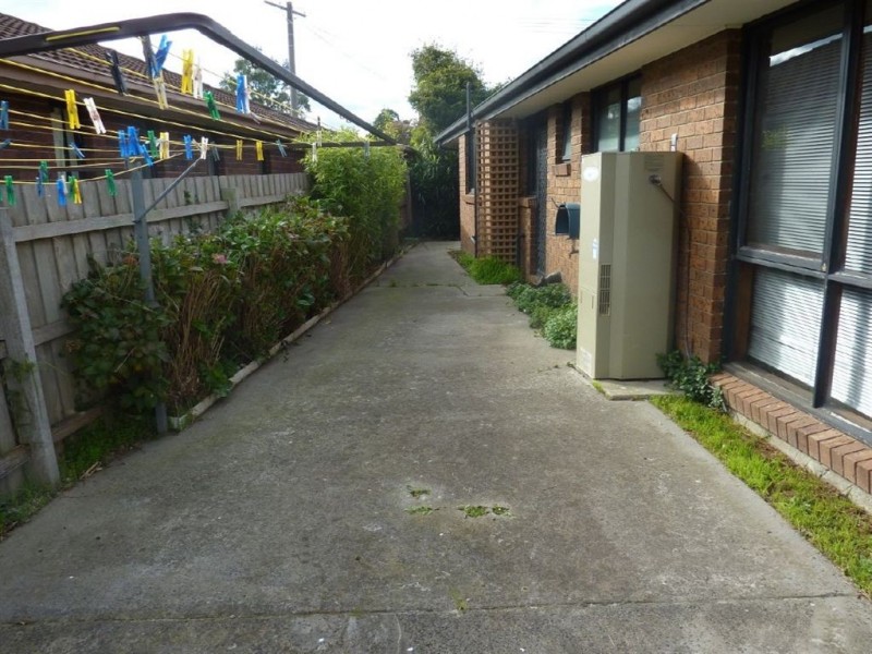 11 Sarah Place, Hampton Park VIC 3976