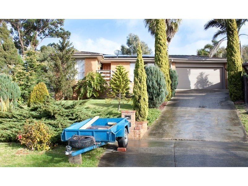 4 Caroline Place, Hampton Park VIC 3976