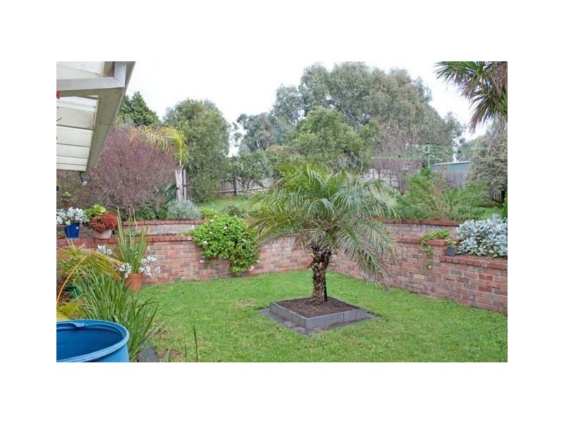 4 Caroline Place, Hampton Park VIC 3976