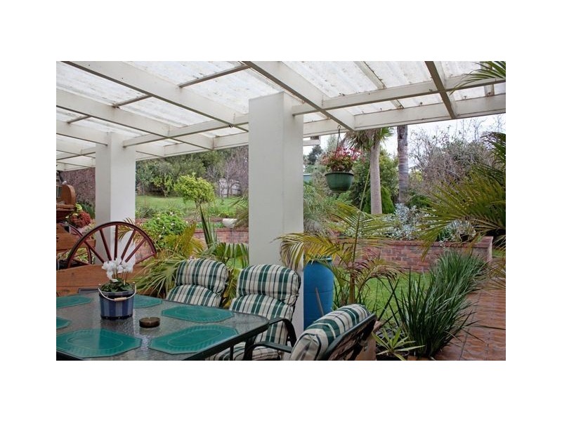 4 Caroline Place, Hampton Park VIC 3976