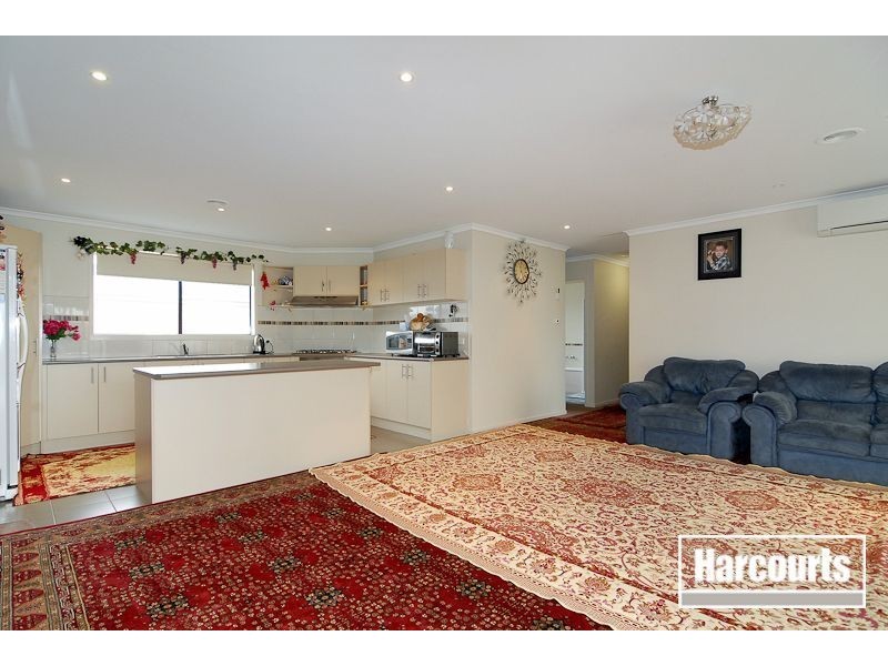 3 Bando Court, Hampton Park VIC 3976