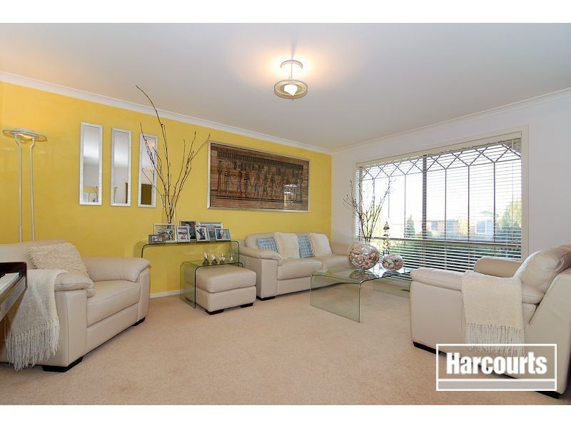 11 Melissa Court, Hampton Park VIC 3976