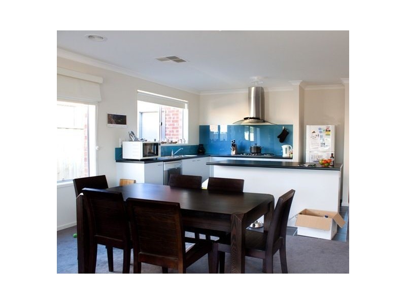 37 Gregson Grove, Lyndhurst VIC 3975