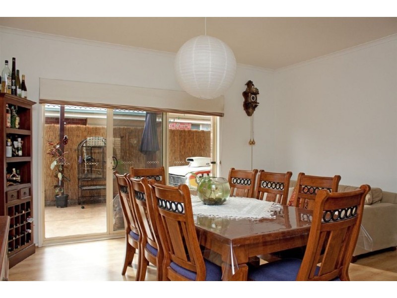 32 Lindsey Crescent, Lynbrook VIC 3975