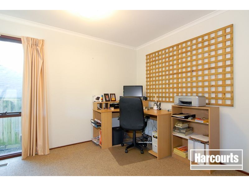 69 Willow Drive, Hampton Park VIC 3976