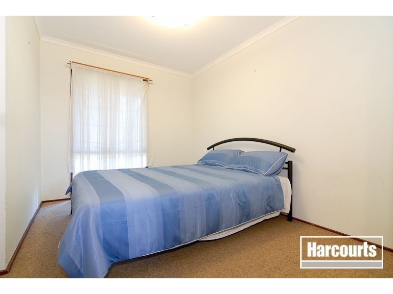 69 Willow Drive, Hampton Park VIC 3976