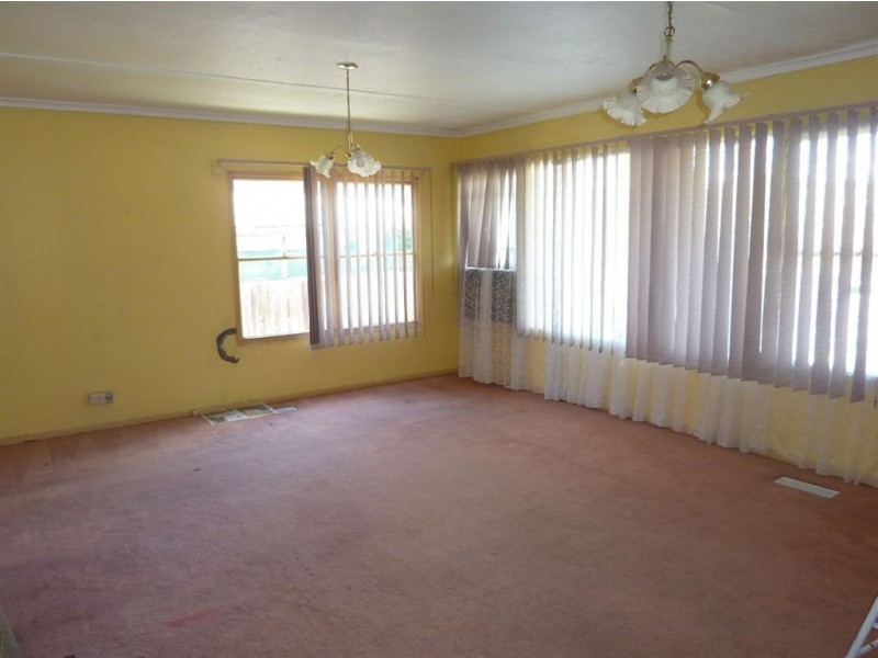 11 Crimson Drive, Doveton VIC 3177