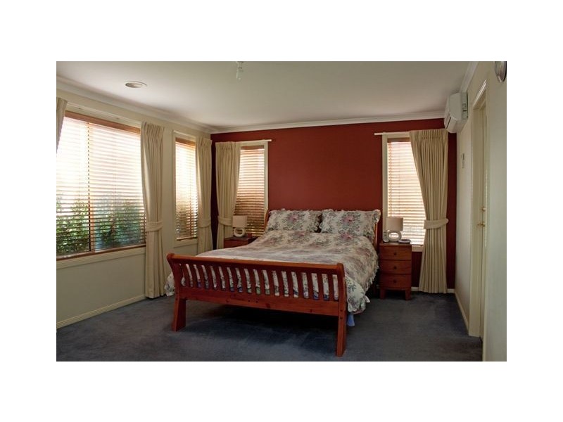 216 Ormond Road, Narre Warren South VIC 3805