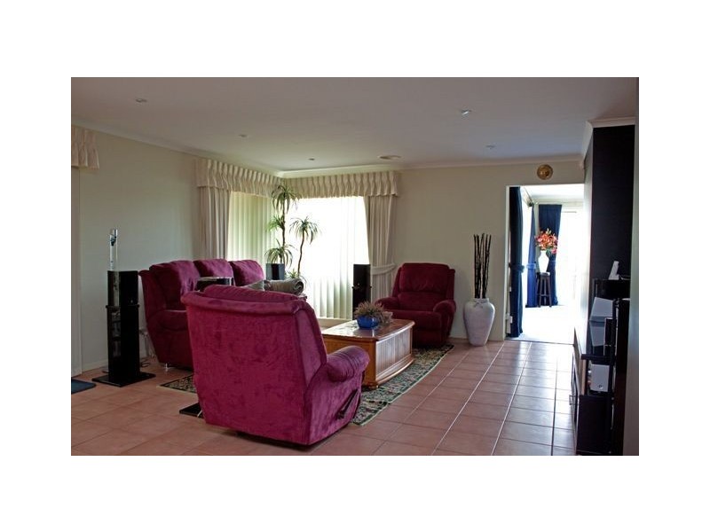 216 Ormond Road, Narre Warren South VIC 3805