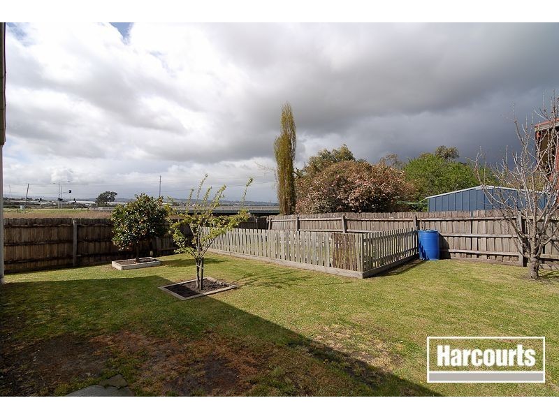 95 Willow Drive, Hampton Park VIC 3976