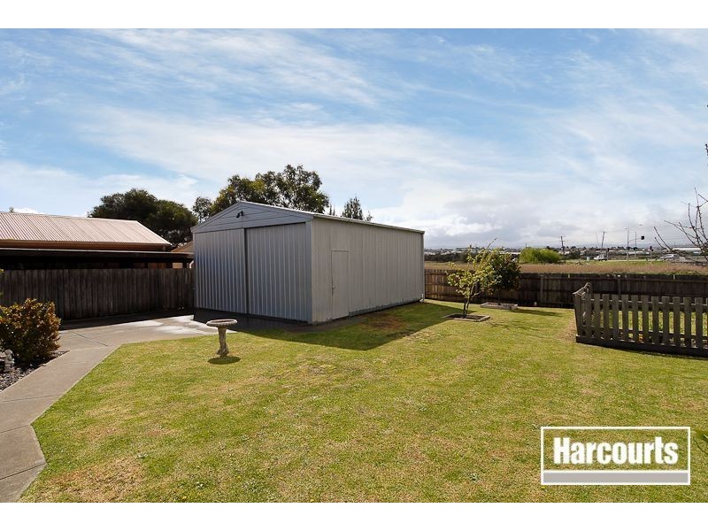 95 Willow Drive, Hampton Park VIC 3976