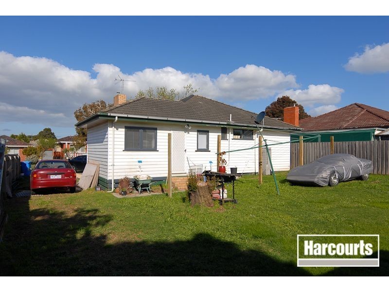 15 Parkland Avenue, Hampton Park VIC 3976