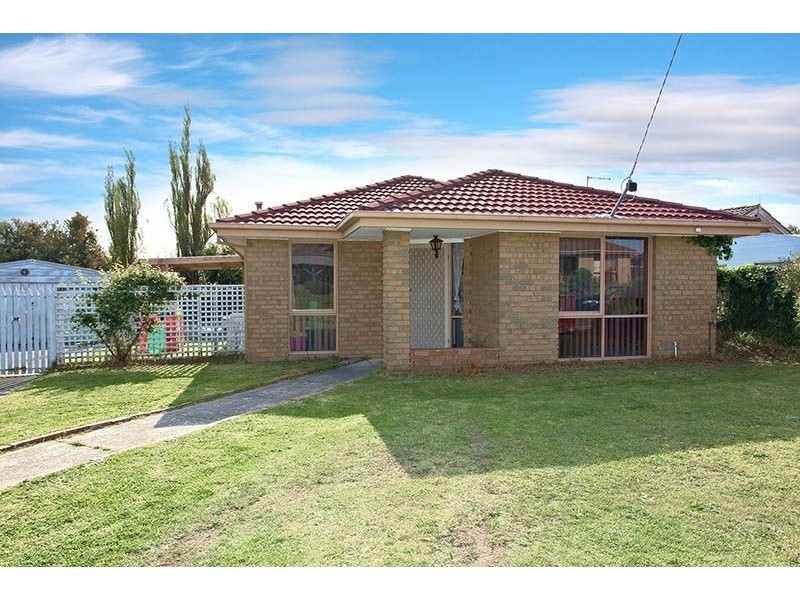 2 Dianna Court, Hampton Park VIC 3976