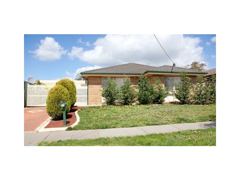 60 Edeys Run, Hampton Park VIC 3976