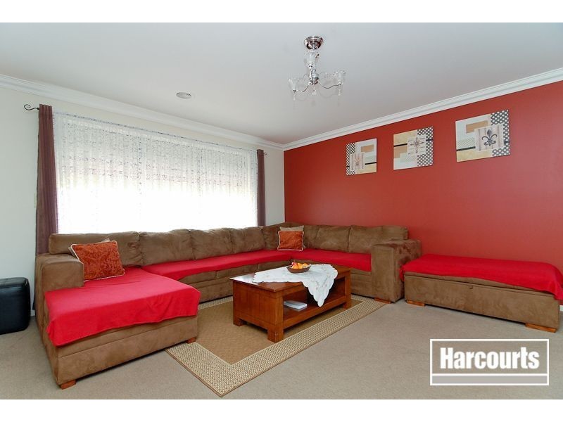 19 Short Road, Hampton Park VIC 3976