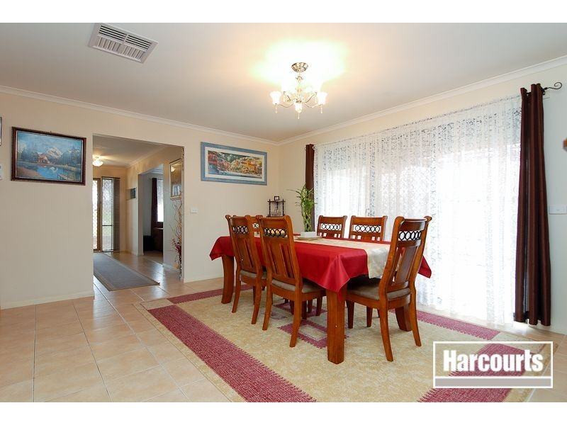 19 Short Road, Hampton Park VIC 3976