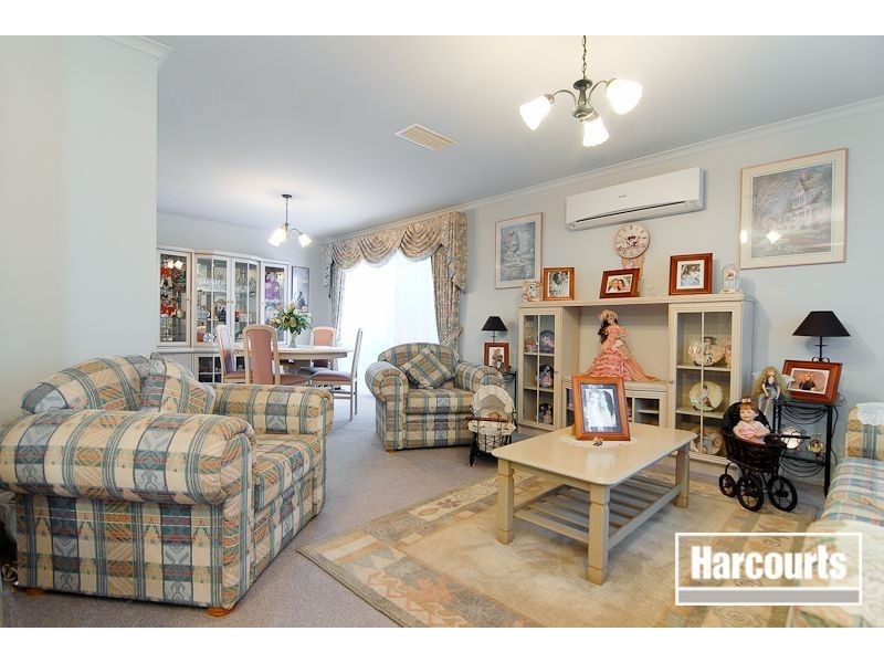 4 Edith Rise, Hampton Park VIC 3976