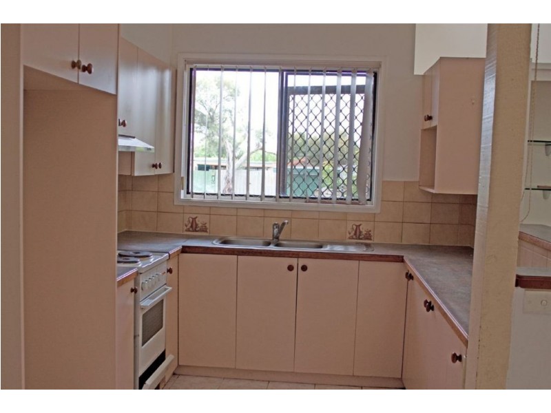 34/20-22 Somerville Road, Hampton Park VIC 3976