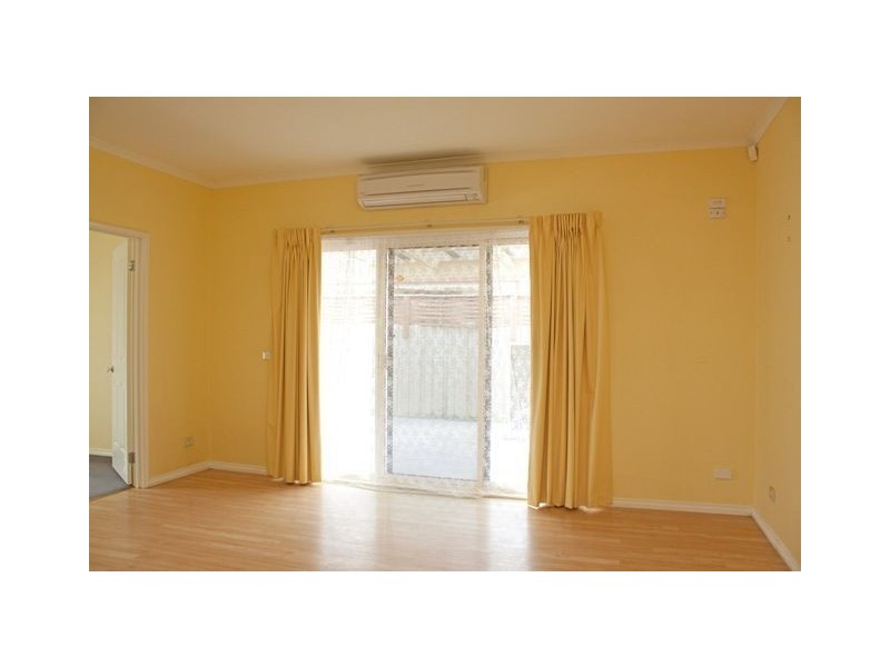 10 Cato Parkway, Lynbrook VIC 3975