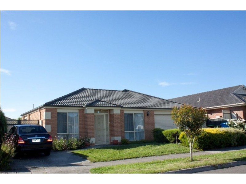 10 Eldershaw Drive, Lynbrook VIC 3975