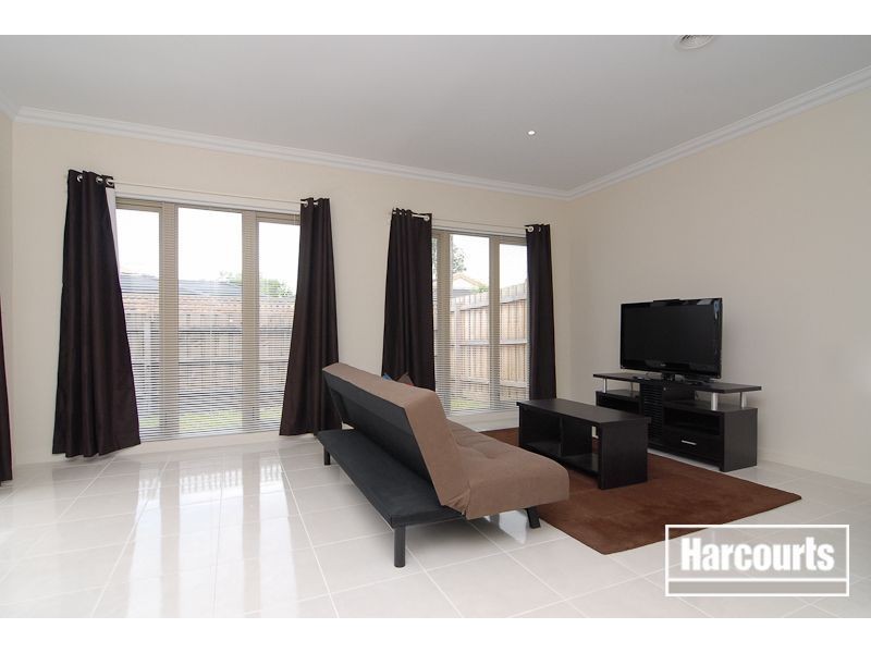 13/77-79 Frawley Rd, Hallam VIC 3803