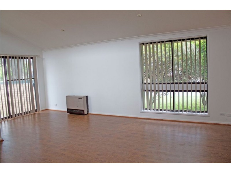 34/20-22 Somerville Road, Hampton Park VIC 3976