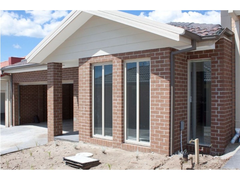 8/105 McMahons Road, Frankston VIC 3199