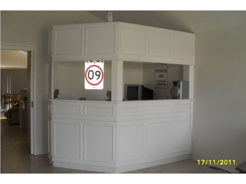 31 Horsefield Street, Cranbourne North VIC 3977