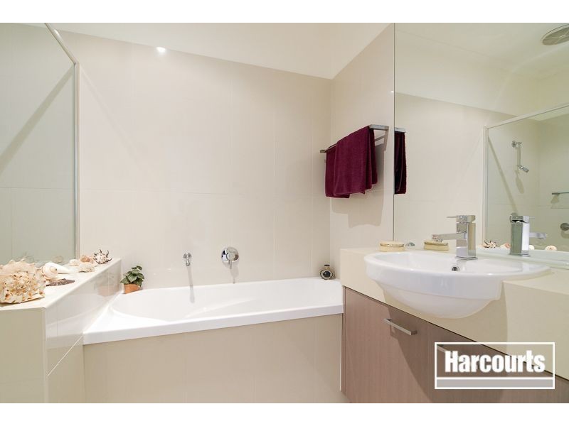 40/21 Kingfisher Drive, Doveton VIC 3177