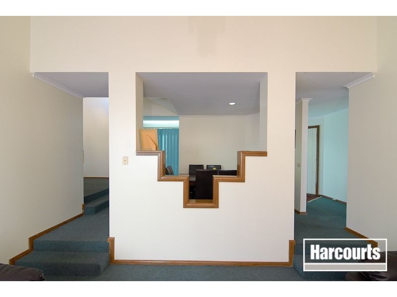 5 Hinrichsen Drive, Hallam VIC 3803