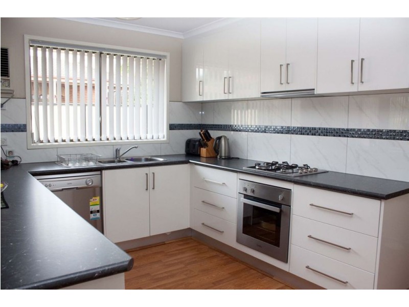 1/8 Roma Court, Eumemmerring VIC 3177