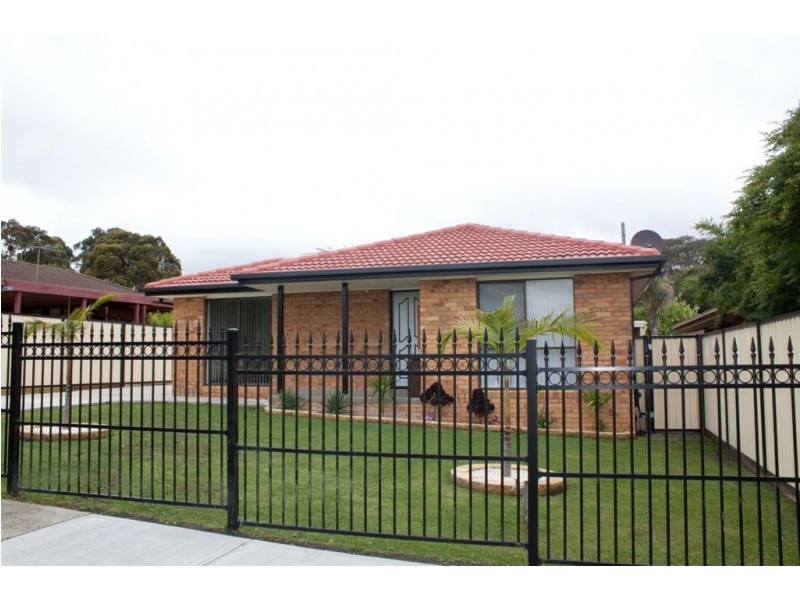 1/8 Roma Court, Eumemmerring VIC 3177