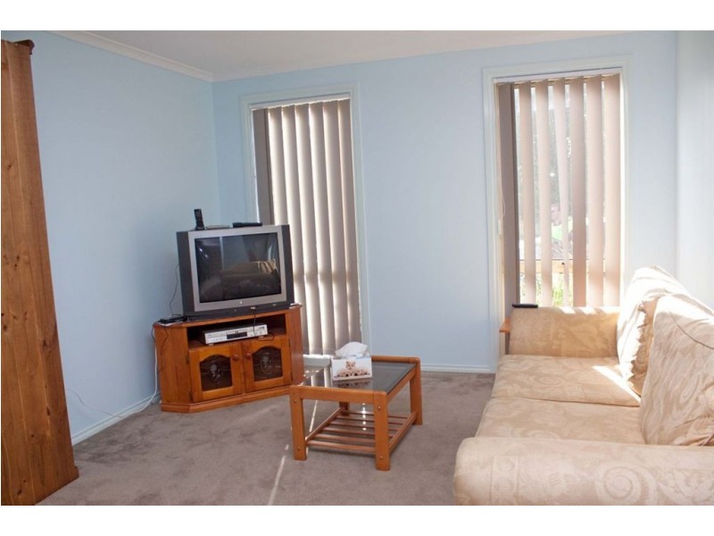 53 Fallingwater Drive, Pakenham VIC 3810