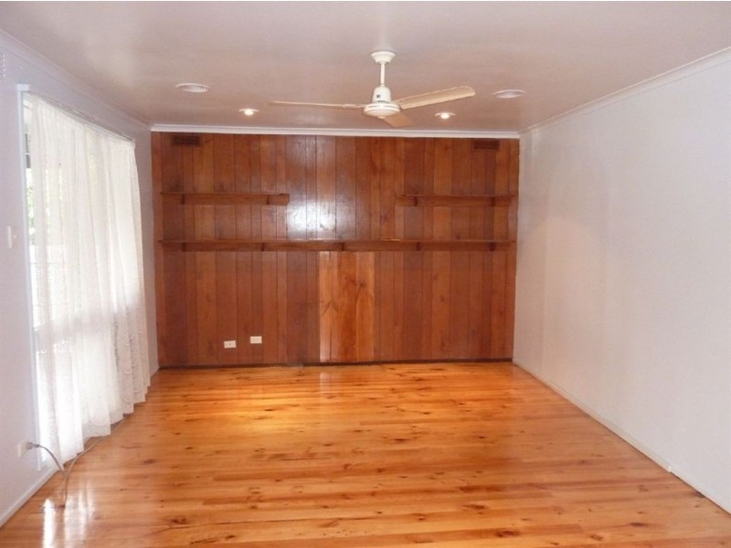 26 McLaren Avenue, Cranbourne VIC 3977