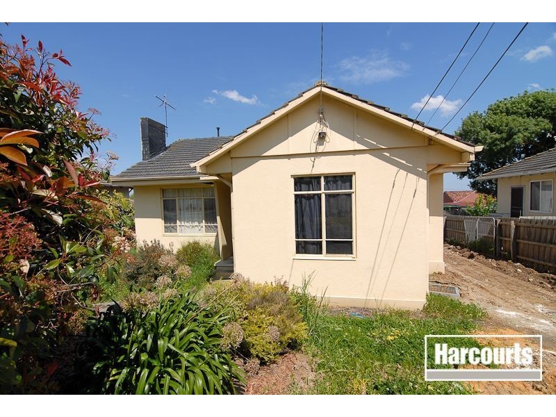 1/3 Ti Tree Drive, Doveton VIC 3177