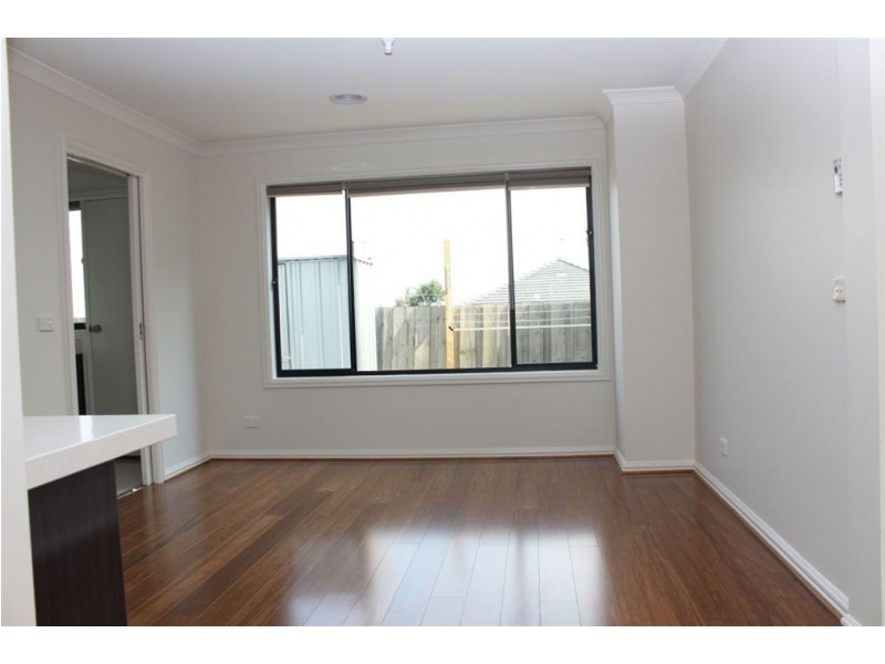 2/3 Ti Tree Drive, Doveton VIC 3177