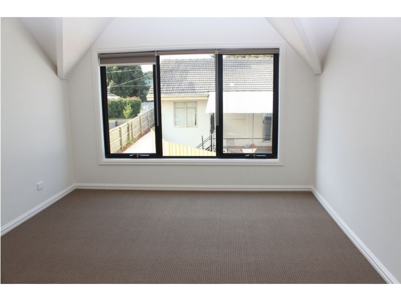 2/3 Ti Tree Drive, Doveton VIC 3177