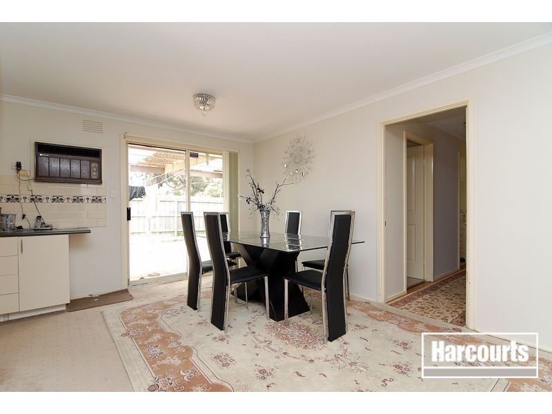 20 Saxonwood Drive, Narre Warren VIC 3805