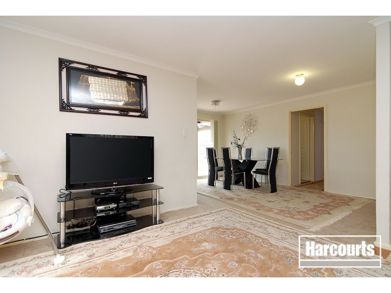 20 Saxonwood Drive, Narre Warren VIC 3805