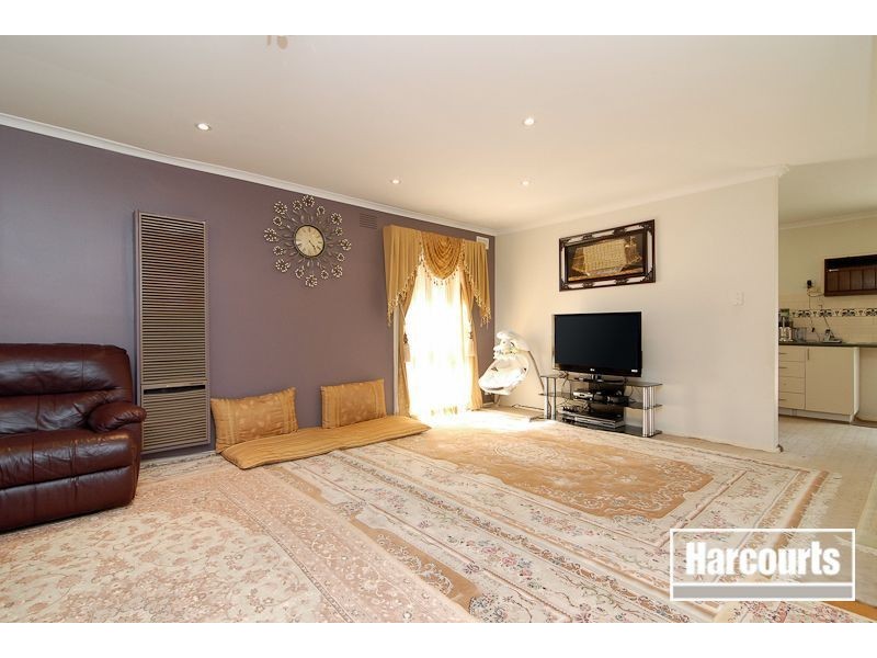 20 Saxonwood Drive, Narre Warren VIC 3805