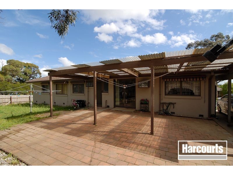 20 Saxonwood Drive, Narre Warren VIC 3805