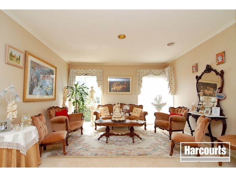 2 Tolmie Rise, Hallam VIC 3803